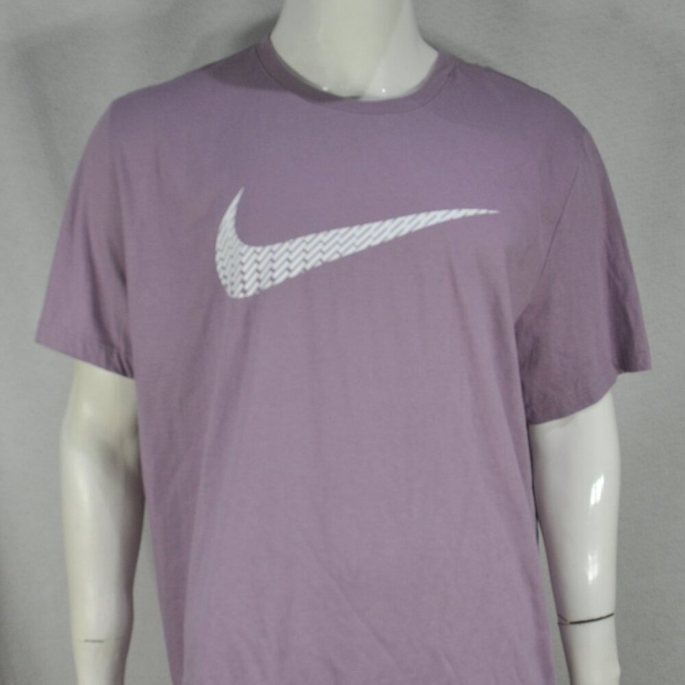 NIKE Men's T shirt 2XL LShort Sleeve The Nike tee Swoosh Pink NWT